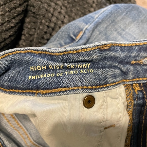 Universal Thread size 4. - Picture 3 of 4